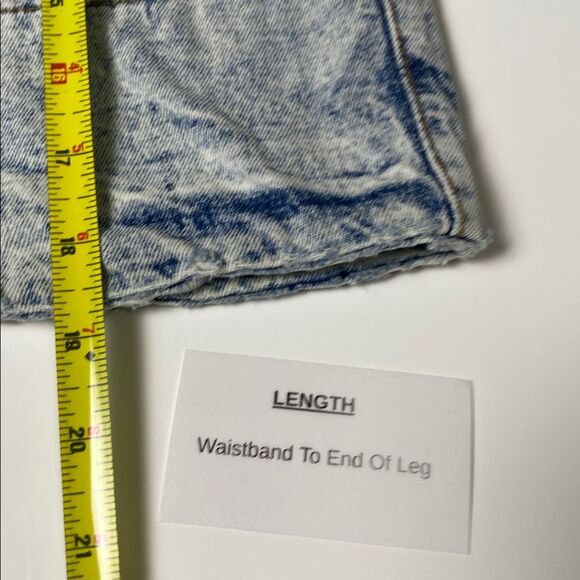 Vintage 1980's High Waisted Acid Wash Denim Shorts Women's Size 5/6 - Picture 14 of 16